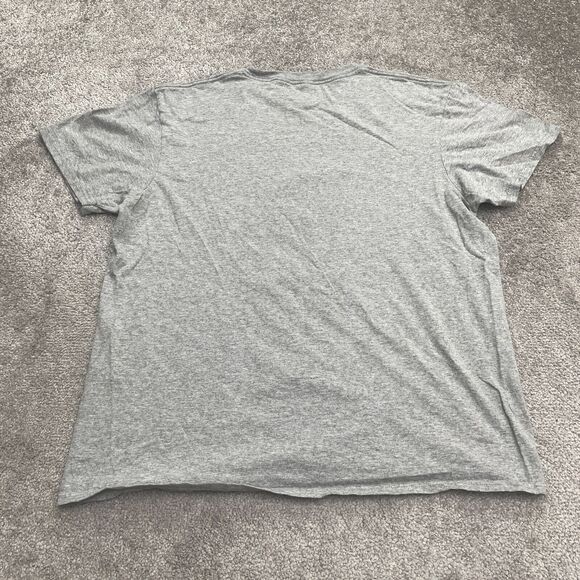 Disney Minnie Mouse Graphic T-Shirt Women Large Gray Crew Neck Casual Cotton Tee - Picture 2 of 8